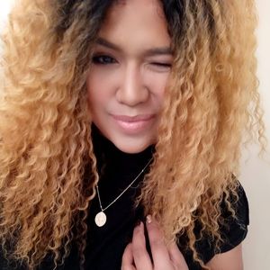 Meet your Posher, Rizza